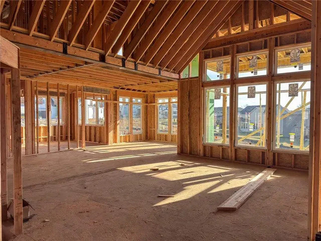 $886,232 | 22077 West 99th Terrace, Lenexa, KS 66220