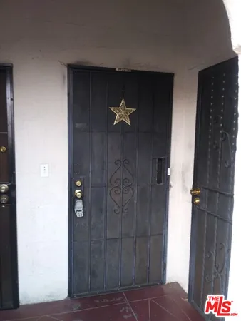 $3,150 | 6133 Cashio Street, Unit 1/2, Los Angeles, CA 90035