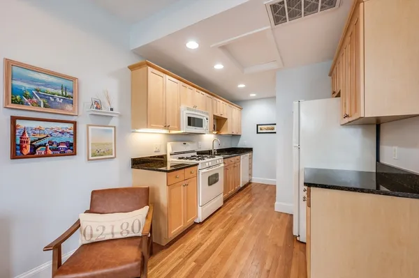 $519,000 | 39 Chestnut Street, Unit 2C, Stoneham, MA 02180