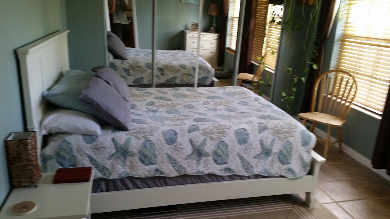 691 NW 12 Rd- Bedroom