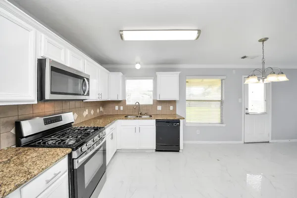 $275,000 | 2406 Gwenfair Drive, Spring, TX 77373