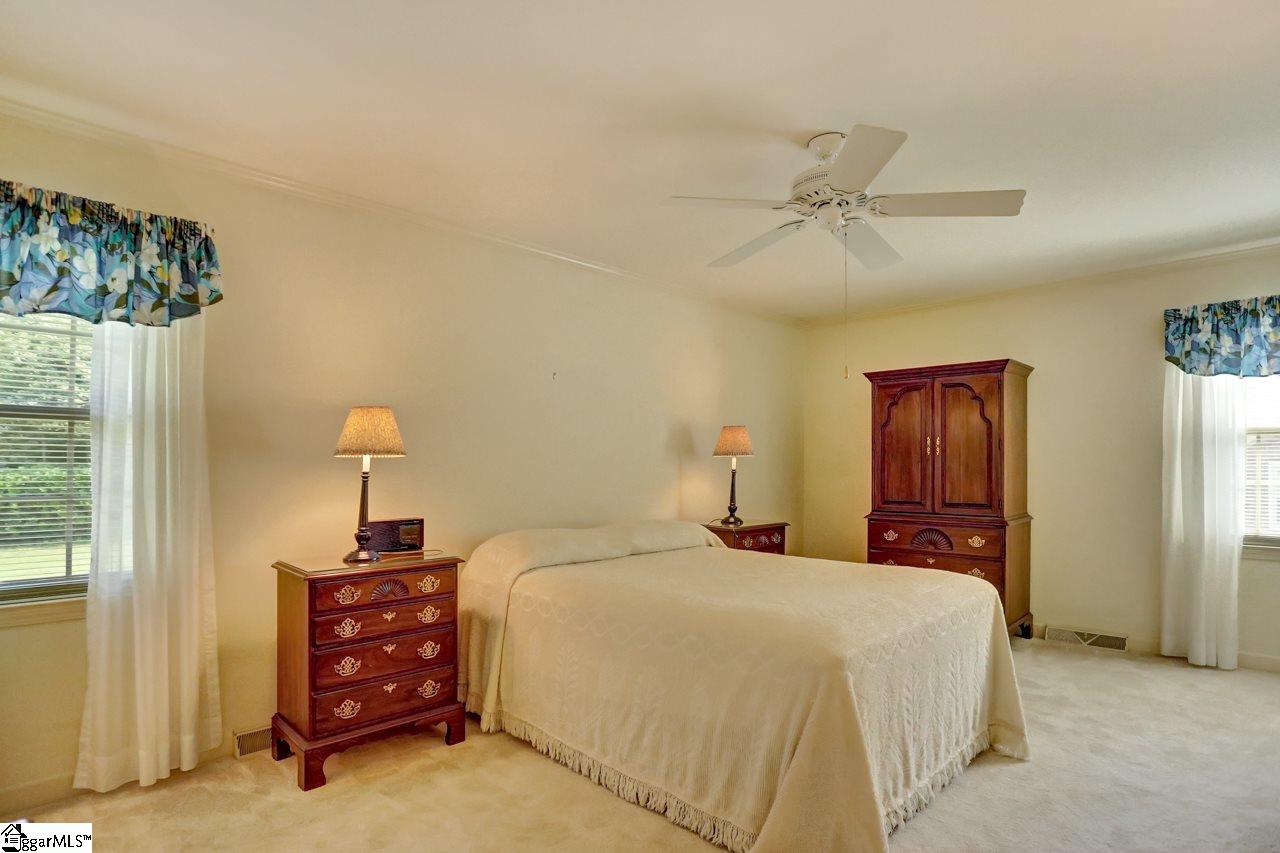 209 Sugar Creek Road Greer, SC 29650 - Photo 11 of 20 Gallery Image 11