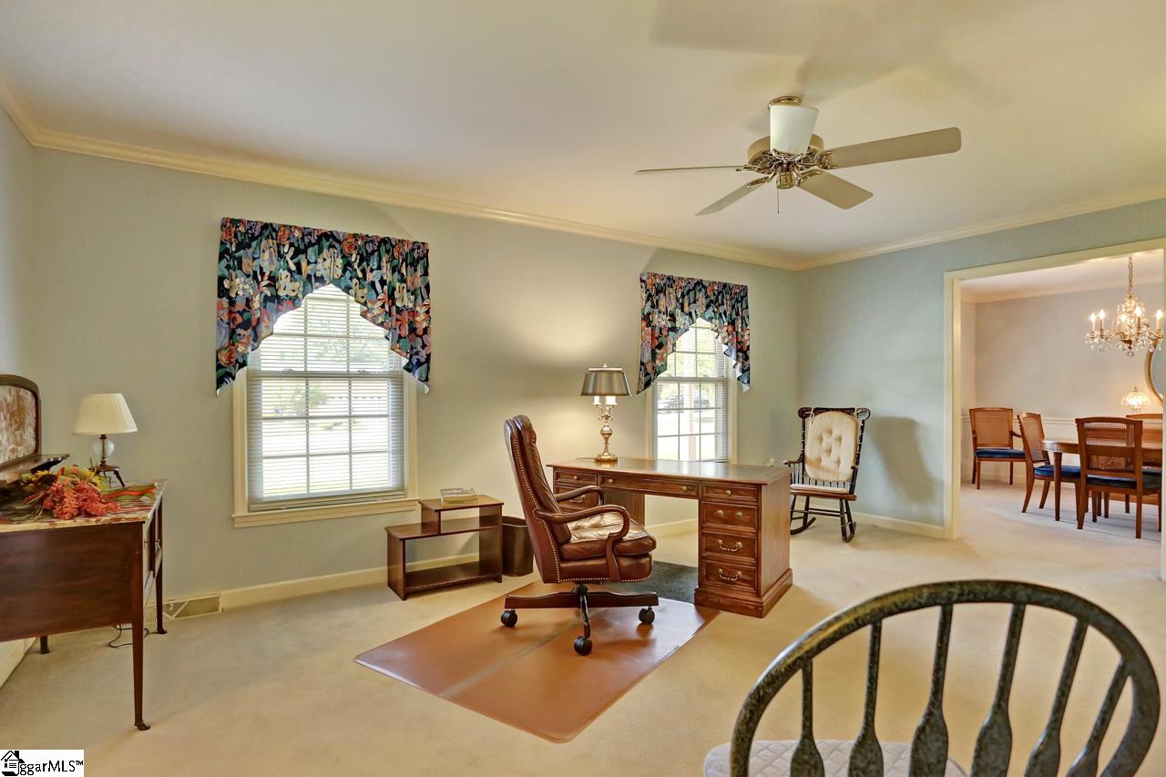 209 Sugar Creek Road Greer, SC 29650 - Photo 4 of 20 Gallery Image 4
