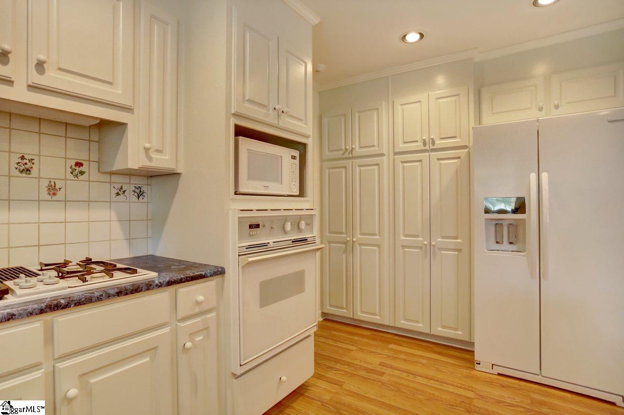 209 Sugar Creek Road Greer, SC 29650 - Photo 7 of 20 Gallery Image 7