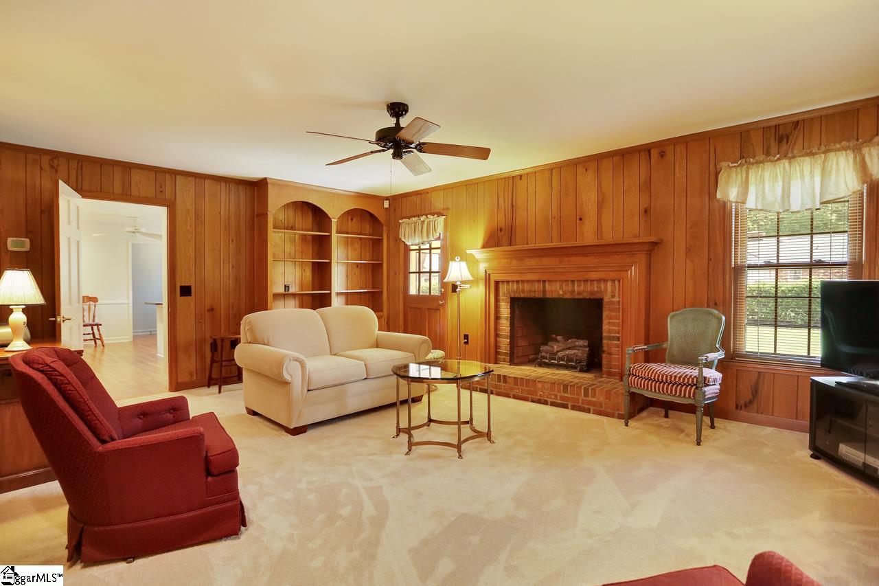 209 Sugar Creek Road Greer, SC 29650 - Photo 10 of 20 Gallery Image 10
