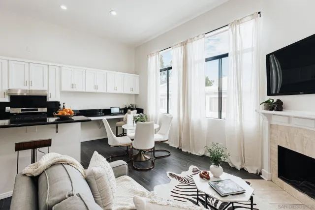 $750,000 | 4652 Don Lorenzo Drive, Unit A, Los Angeles, CA 90008