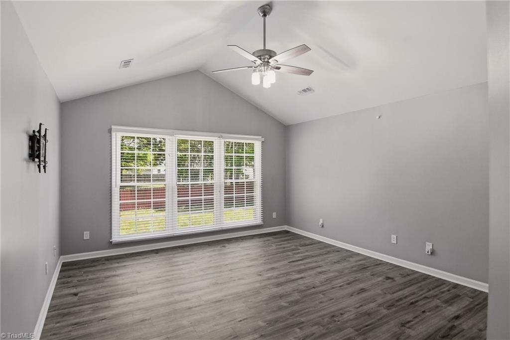 1406 Spring Tree Court High Point, NC 27265 - Photo 21 of 35