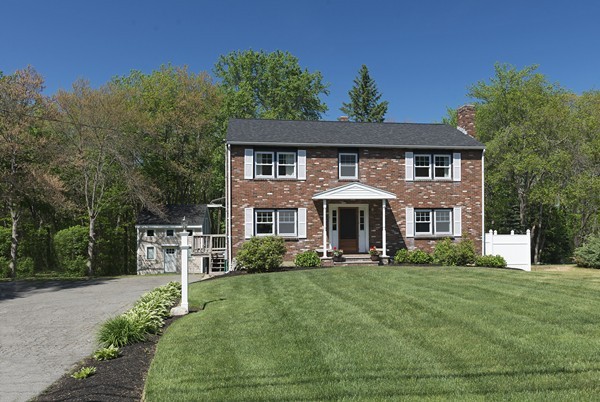 95 Linebrook Road Ipswich, MA 01938 - Photo 1 of 14 Gallery Image 1