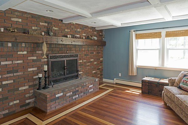 95 Linebrook Road Ipswich, MA 01938 - Photo 6 of 14 Gallery Image 6