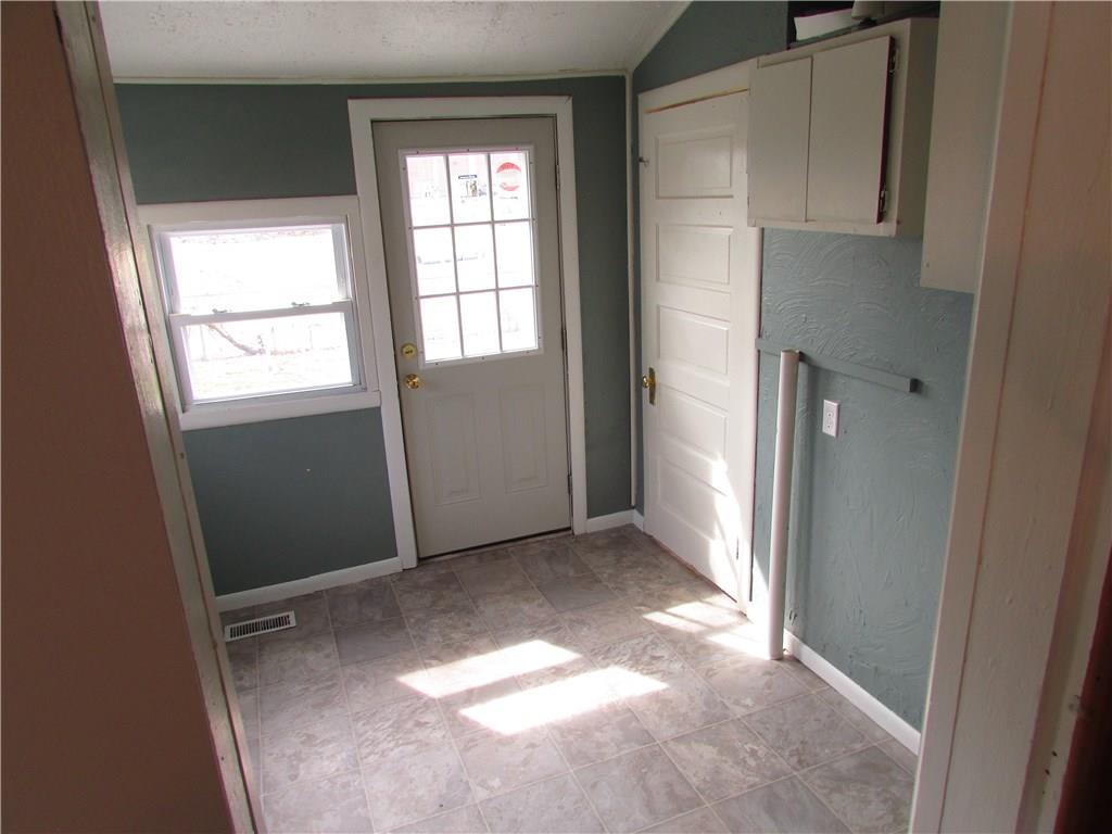 711 East Middletown Road Waldron, IN 46182 - Photo 8 of 25 Gallery Image 8