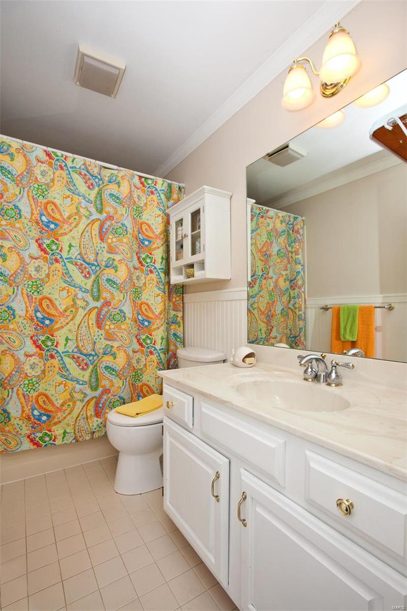 732 Rolfe Drive St. Louis, MO 63122 - Photo 13 of 19 Gallery Image 13