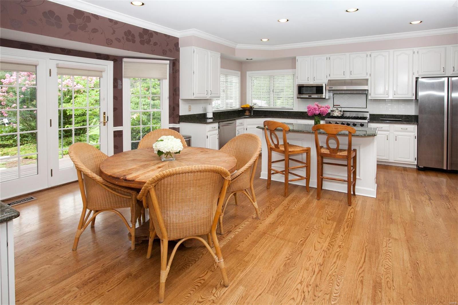 732 Rolfe Drive St. Louis, MO 63122 - Photo 3 of 19 Gallery Image 3