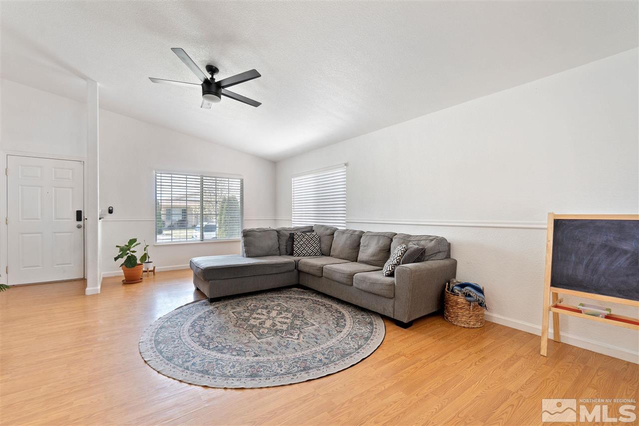 17805 Boxelder Court Reno, NV 89508 - Photo 7 of 32 Photo 7