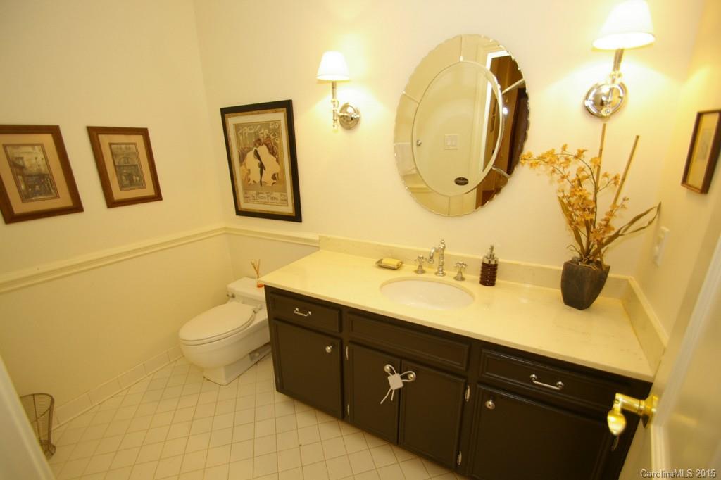 4904 Sentinel Post Road Charlotte, NC 28226 - Photo 19 of 24 Gallery Image 19