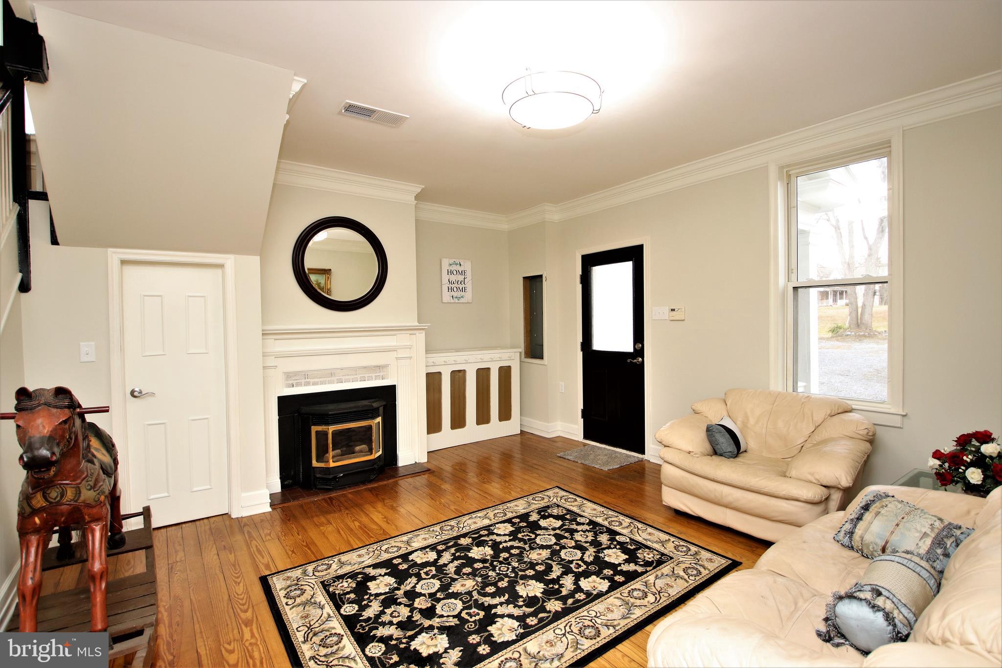 12202 Walnut Point Road Hagerstown, MD 21740 - Photo 18 of 53 Family Room