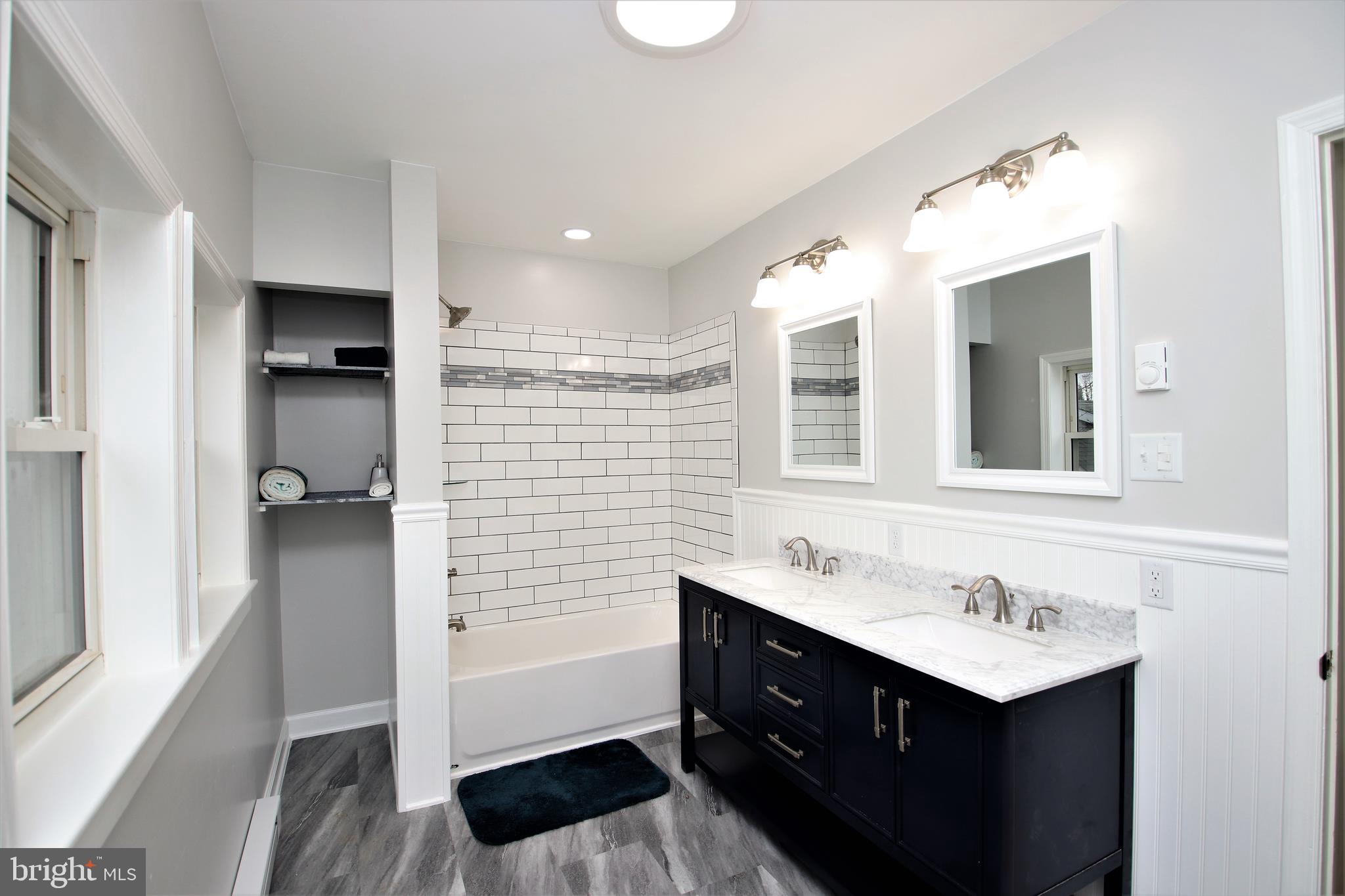 12202 Walnut Point Road Hagerstown, MD 21740 - Photo 29 of 53 Large Bathroom