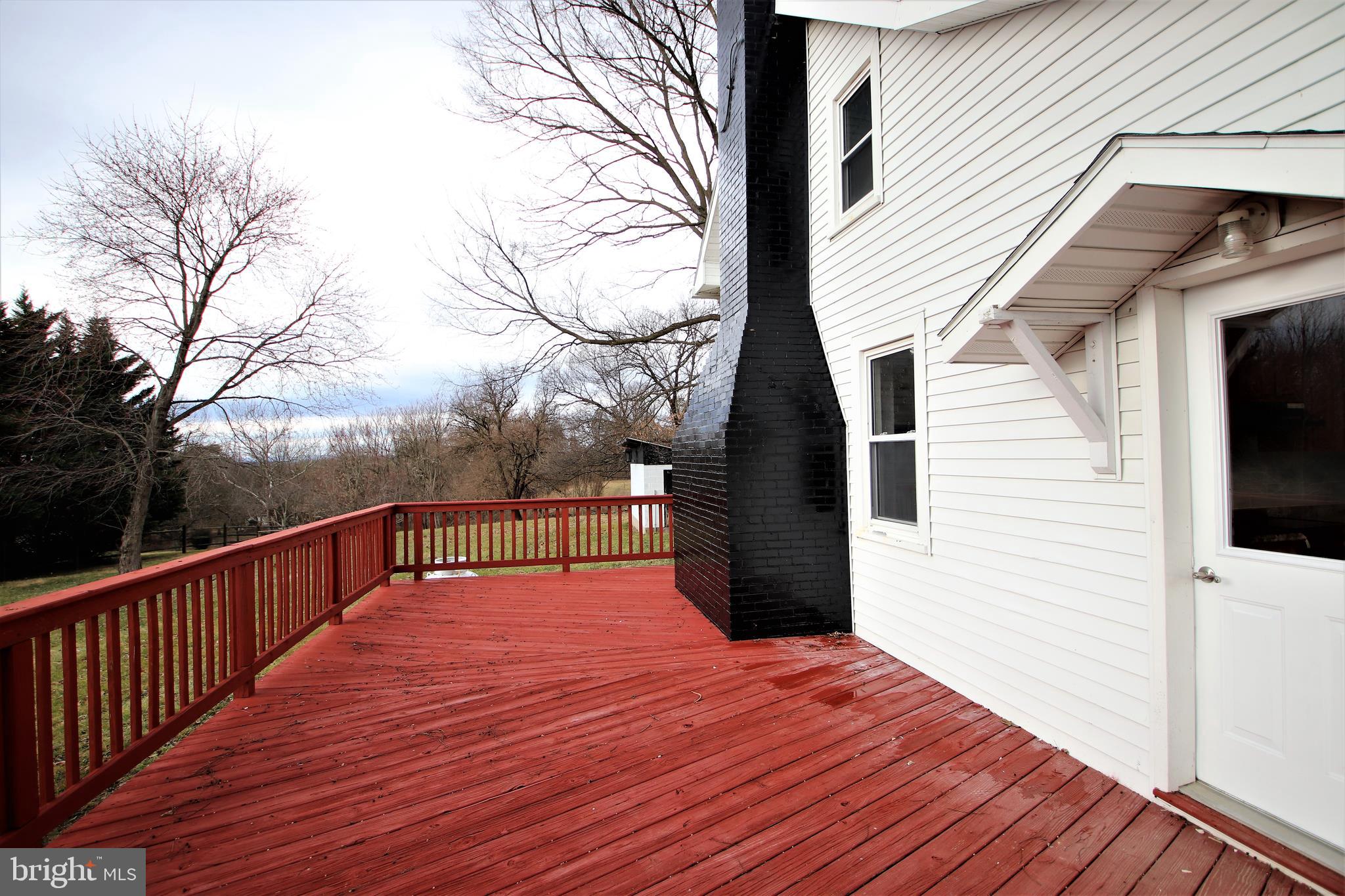 12202 Walnut Point Road Hagerstown, MD 21740 - Photo 40 of 53 Guest House Deck