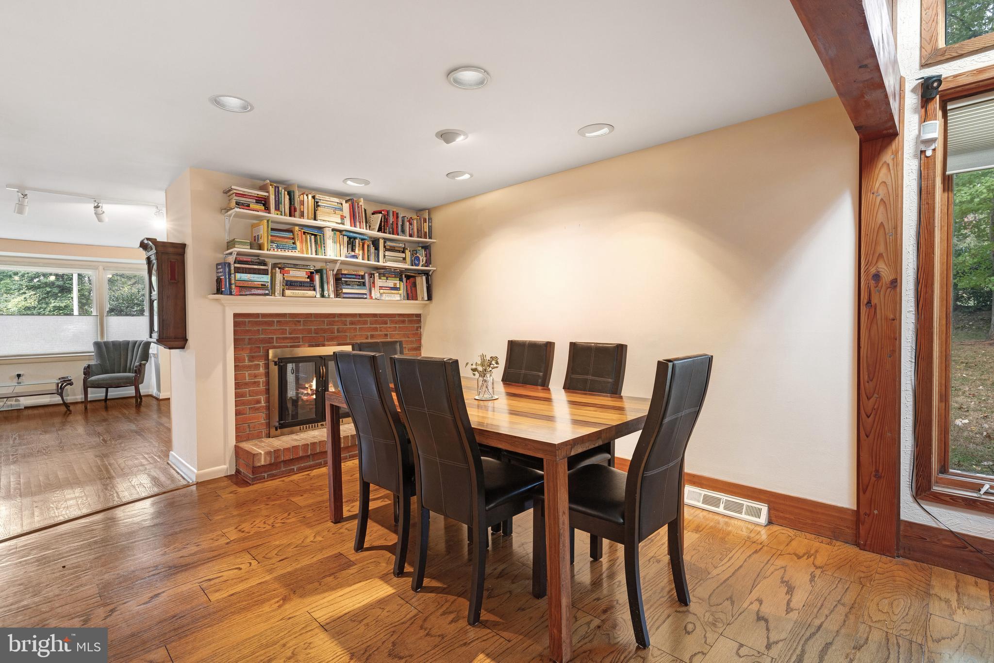 2390 Terwood Road Huntingdon Valley, PA 19006 - Photo 7 of 36 a view of a dining room with furniture and wooden floor