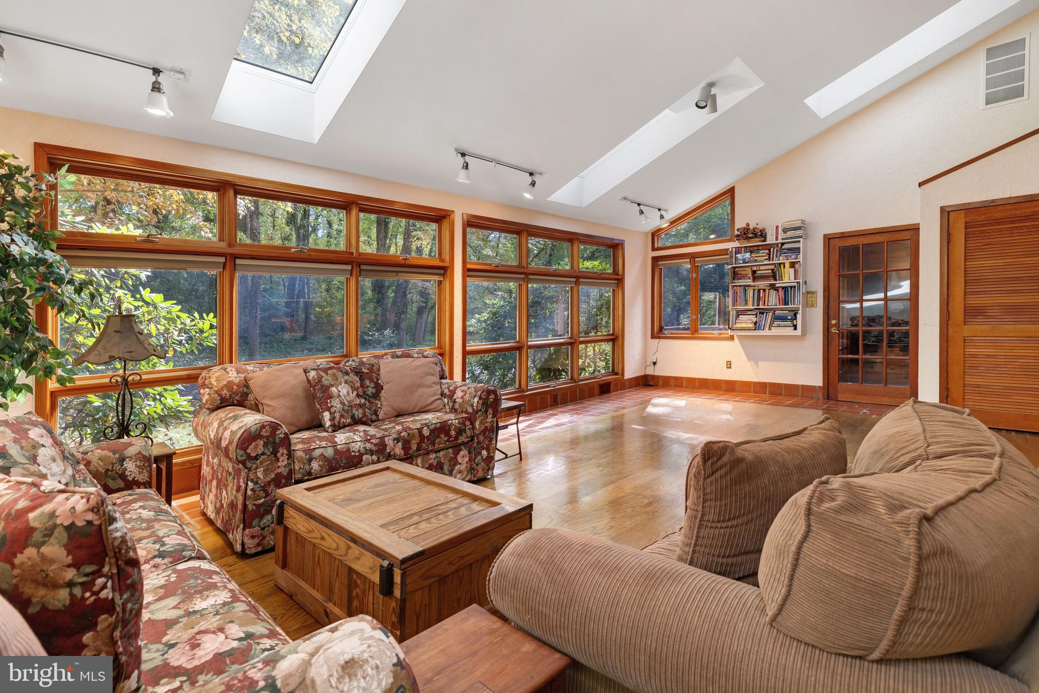 2390 Terwood Road Huntingdon Valley, PA 19006 - Photo 9 of 36 a living room with furniture and a large window