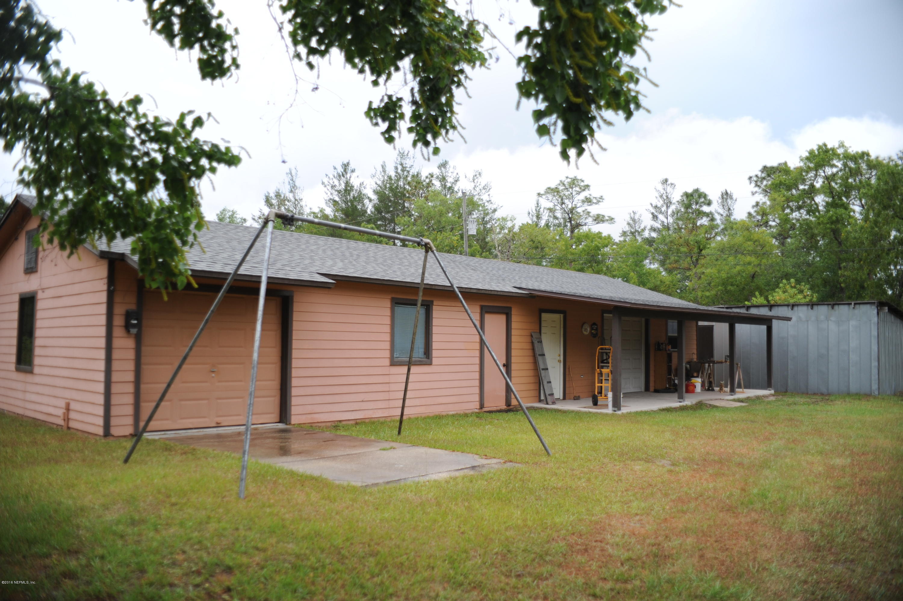 553 Branscomb Road Middleburg, FL 32068 - Photo 6 of 27 Man Cave/ Garage
