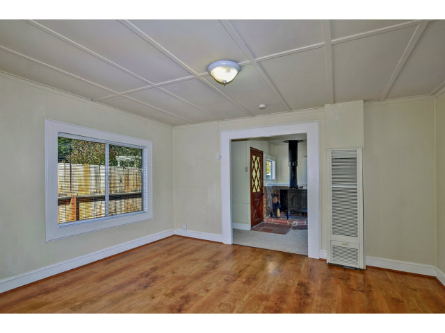 111 Hames Road Corralitos, CA 95076 - Photo 10 of 25 a view interior of a house and livingroom with furniture