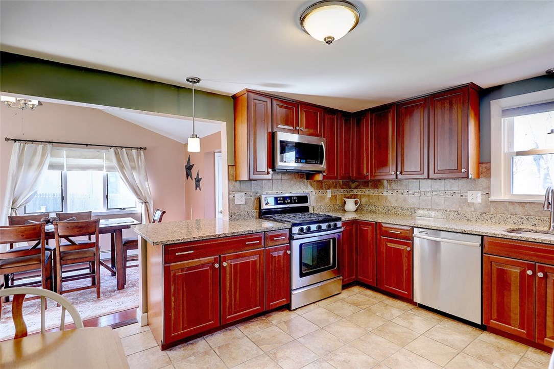30 Linwood Road Cumberland, RI 02864 - Photo 11 of 40