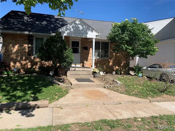 $160,000 | 606 Monroe Street, East Alton, IL 62024