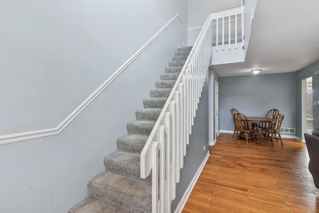 a view of entryway and hall