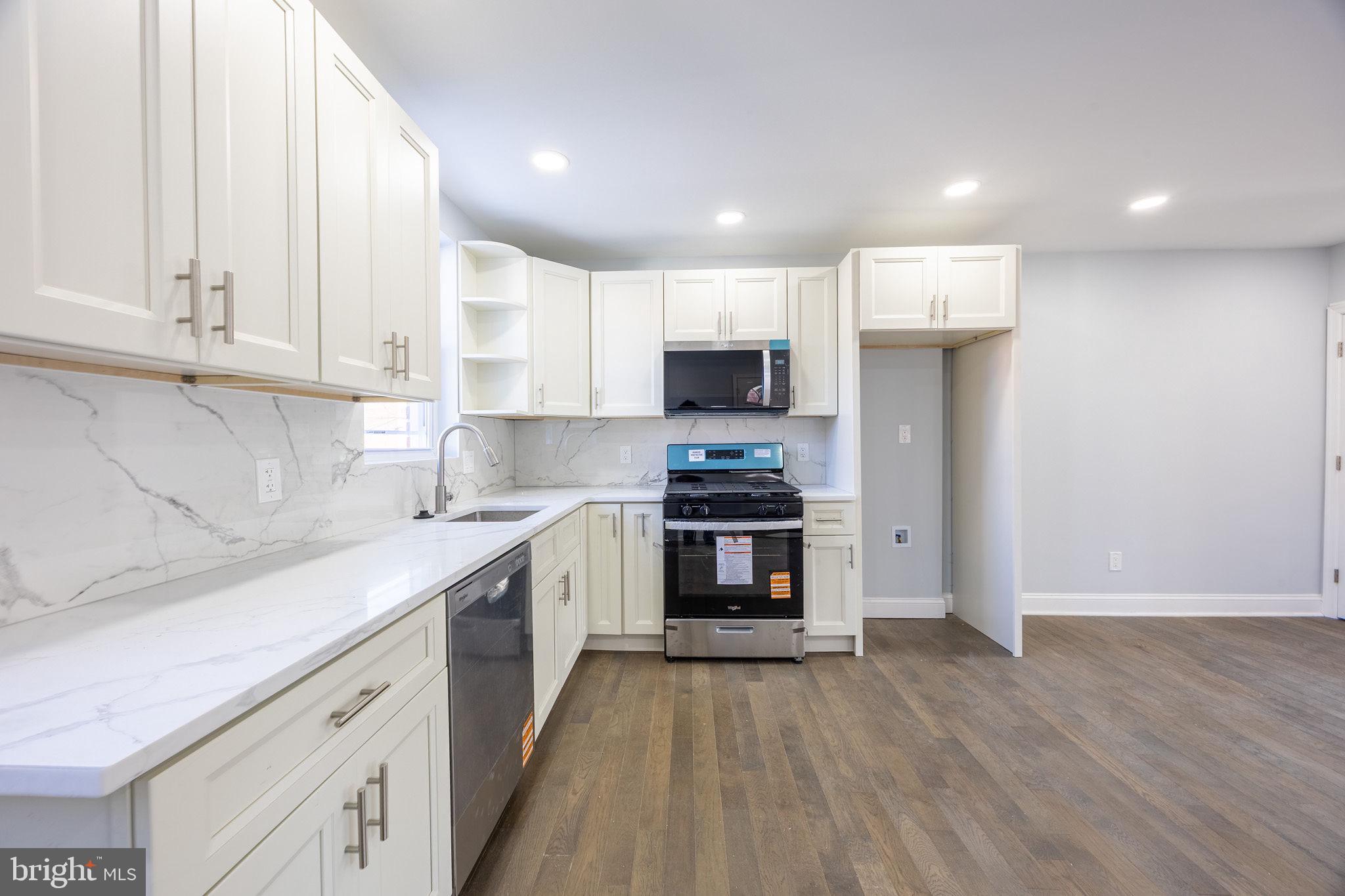 905 McPherson Street Philadelphia, PA 19150 - Photo 15 of 38