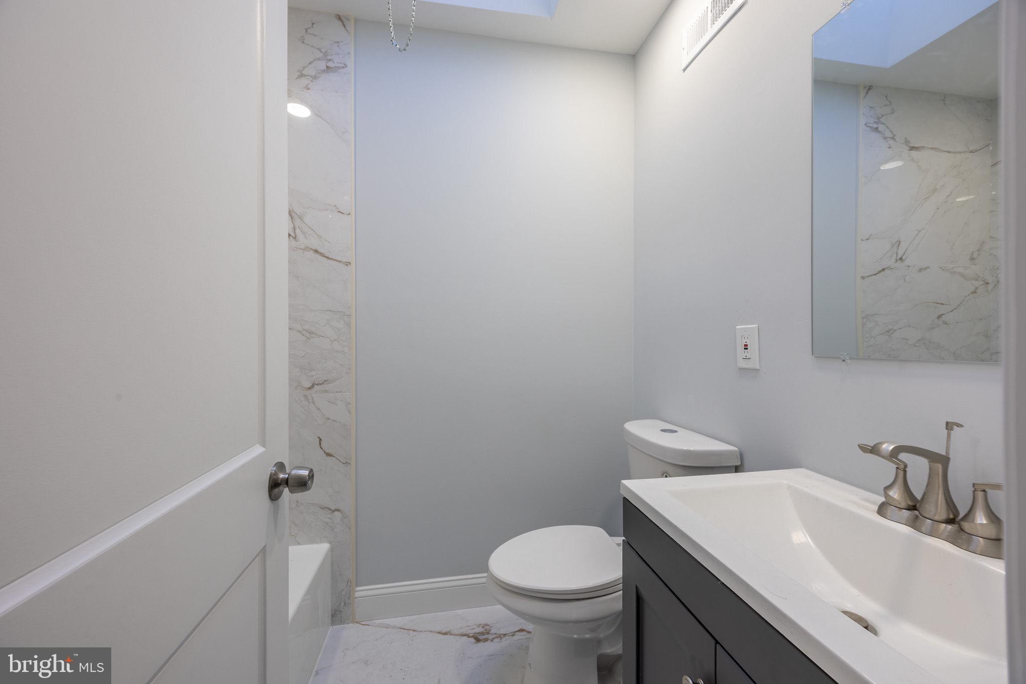 905 McPherson Street Philadelphia, PA 19150 - Photo 21 of 38