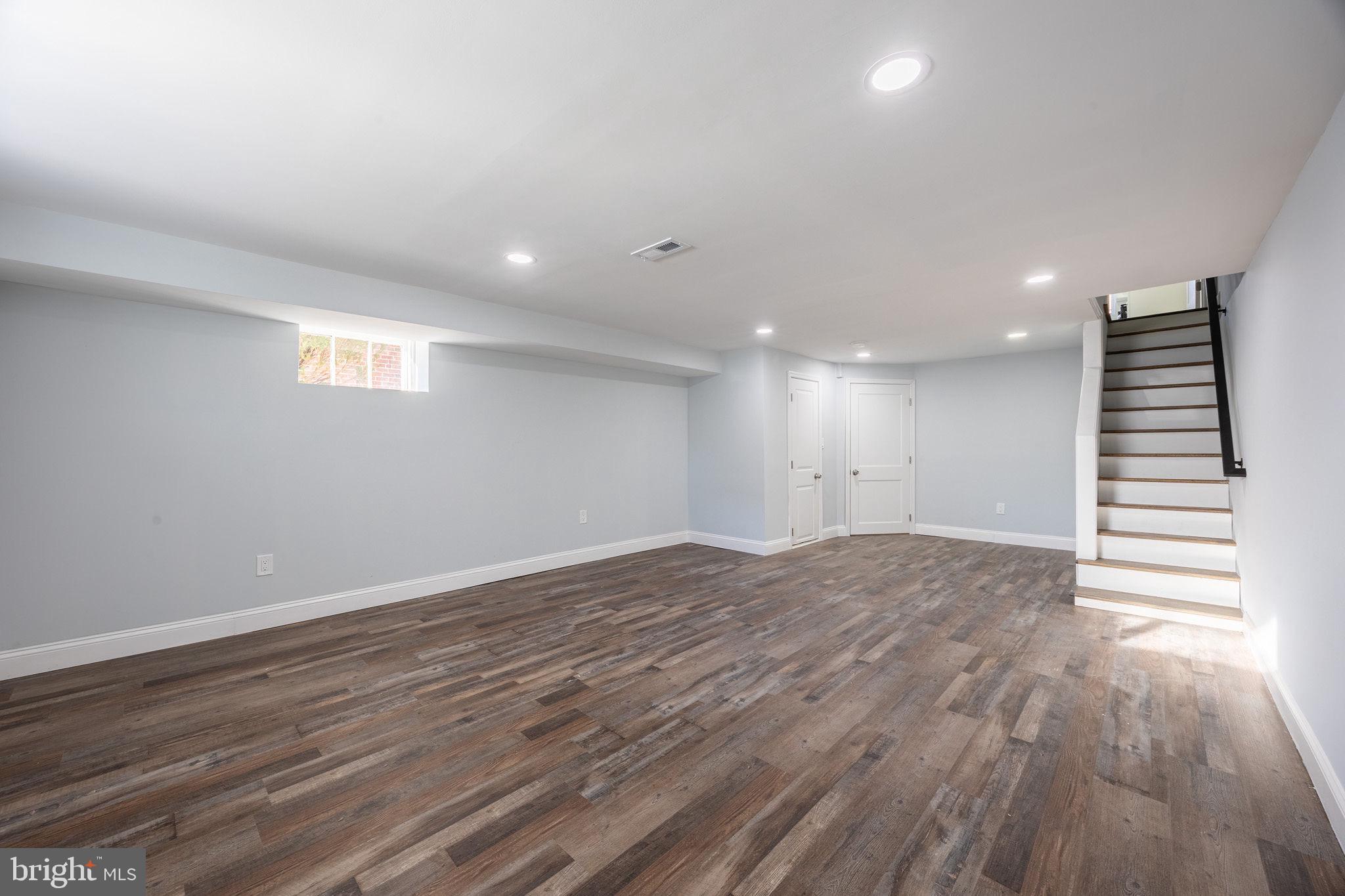 905 McPherson Street Philadelphia, PA 19150 - Photo 31 of 38