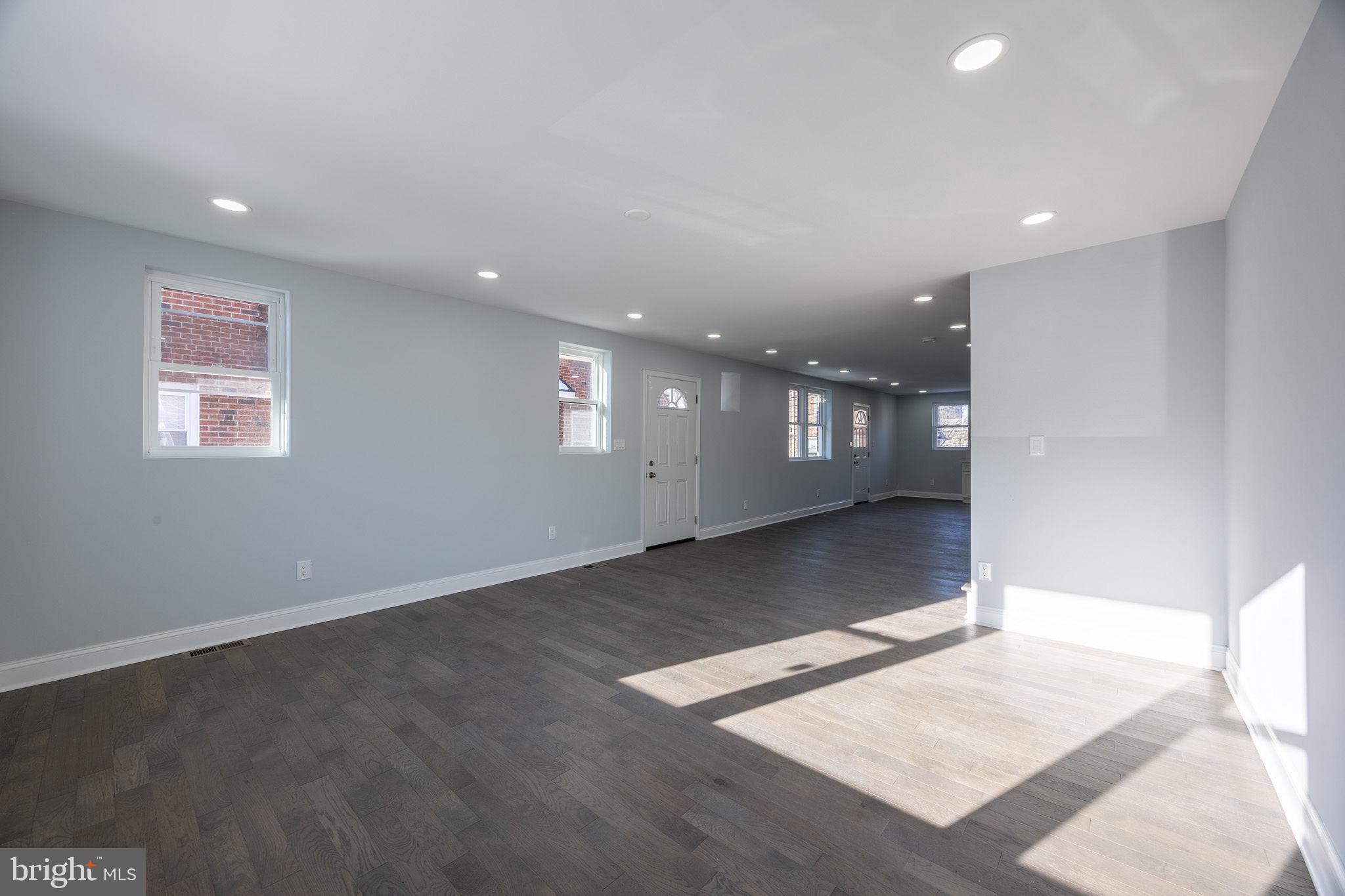 905 McPherson Street Philadelphia, PA 19150 - Photo 4 of 38