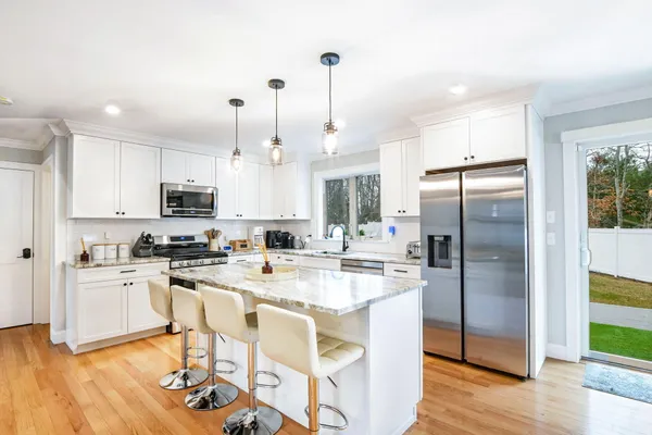 $1,175,000 | 92 Rainbow Avenue, East Falmouth, MA 02536