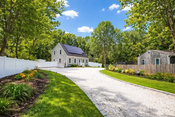$1,175,000 | 92 Rainbow Avenue, East Falmouth, MA 02536