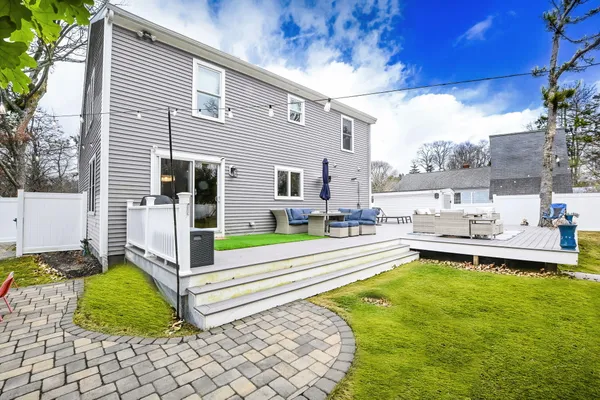 $1,175,000 | 92 Rainbow Avenue, East Falmouth, MA 02536