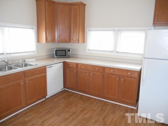 904 Ransdell Road Fuquay-Varina, NC 27526 - Photo 7 of 16 Gallery Image 7