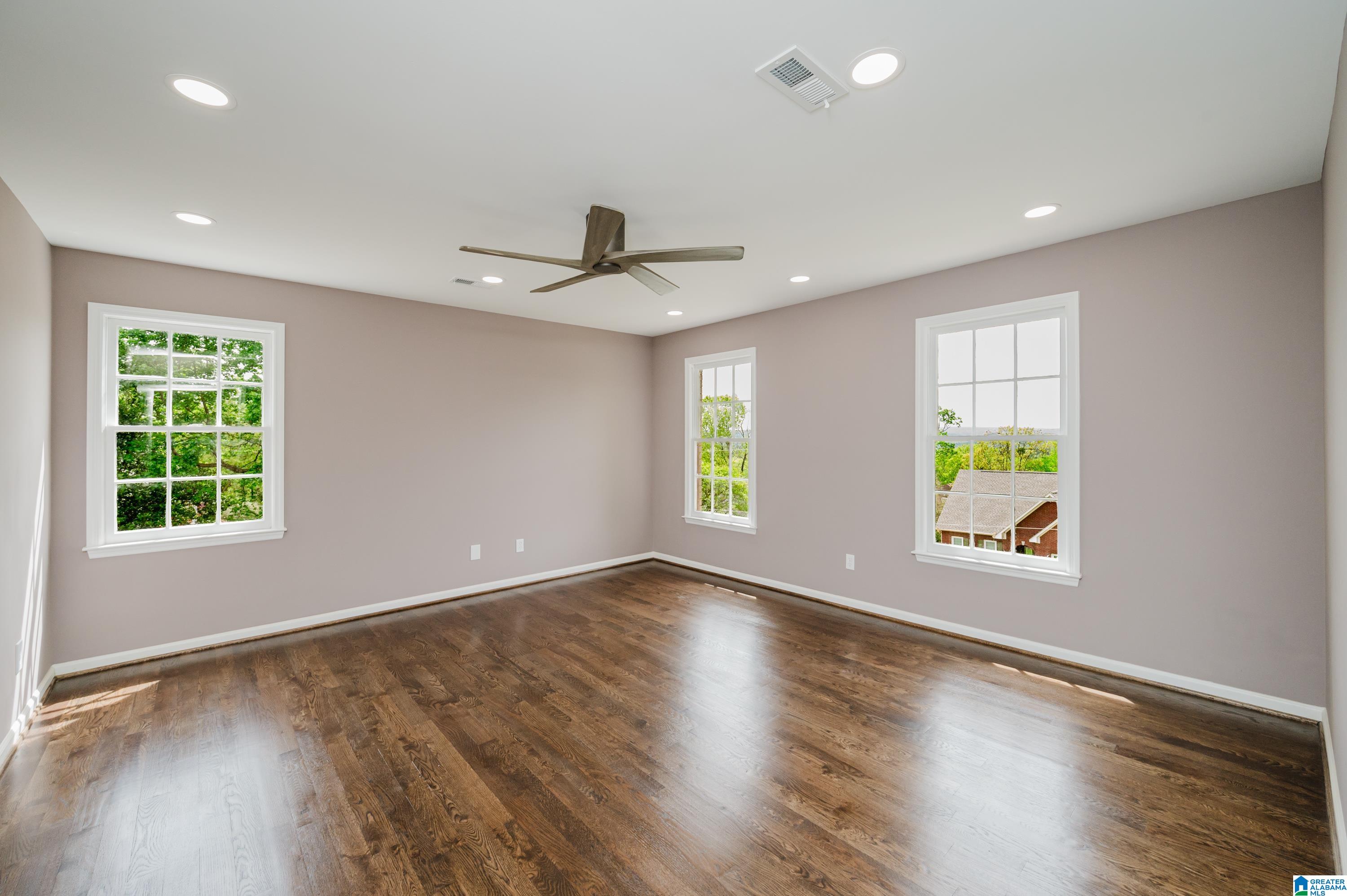 3308 Saddlebrook Circle Birmingham, AL 35210 - Photo 12 of 68