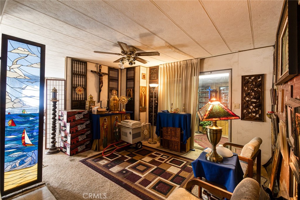 9443 Sharondale Road Calimesa, CA 92320 - Photo 13 of 22 a room with furniture