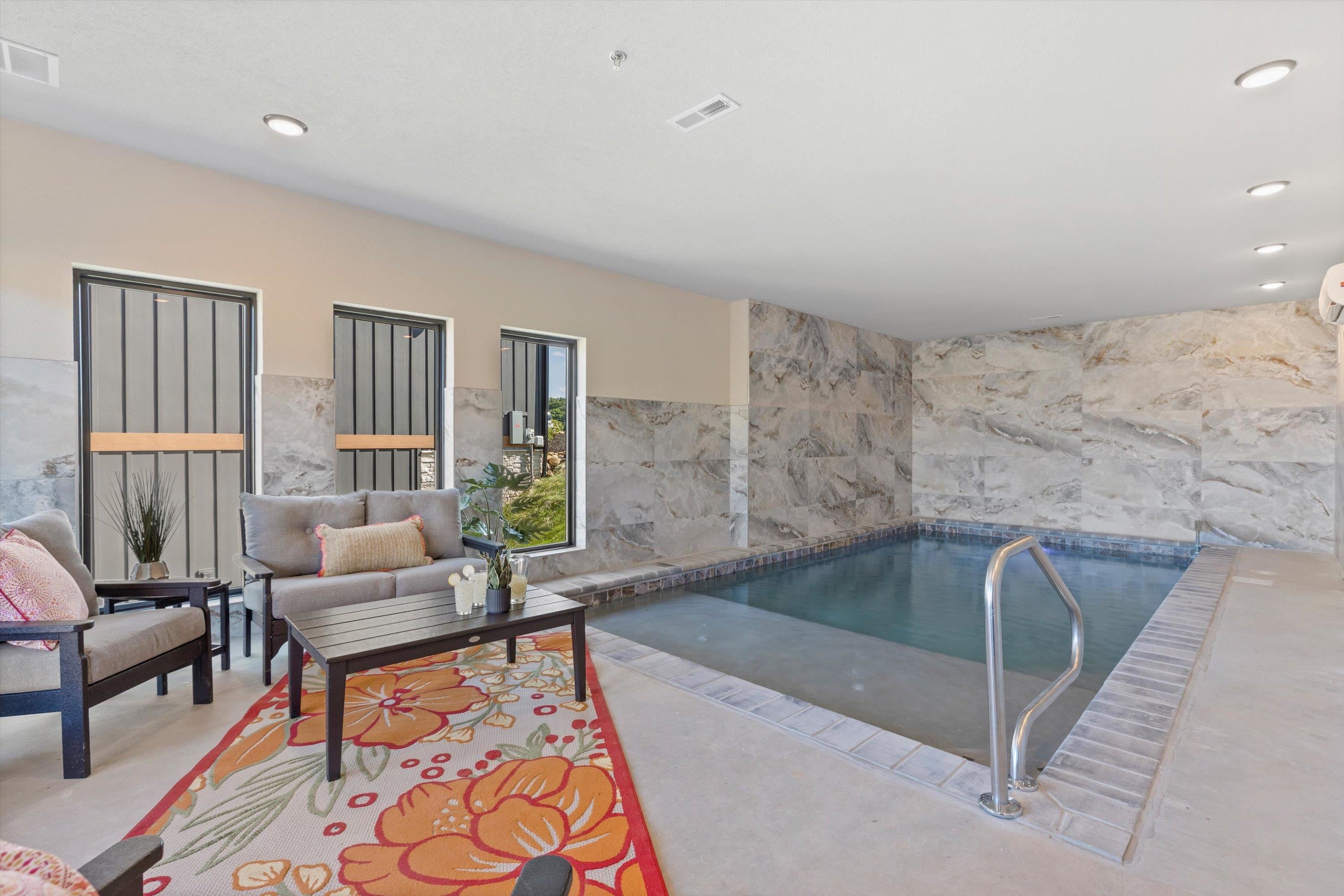 327 Rambling Crk Way, Unit LOT 54R Sevierville, TN 37863 - Photo 22 of 40 a living room with furniture