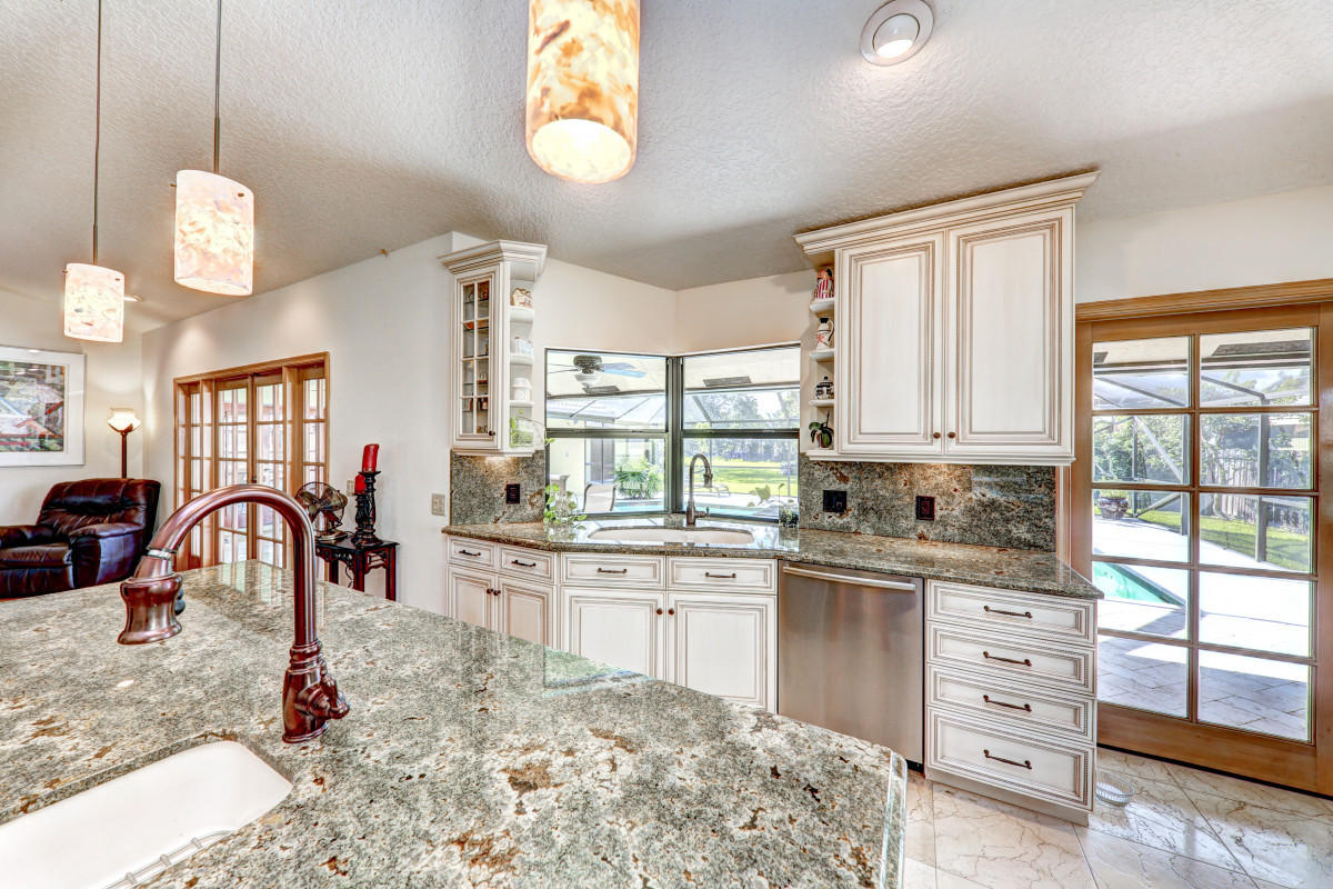 1070 Northwest 8th Street Boca Raton, FL 33486 - Photo 18 of 36 18