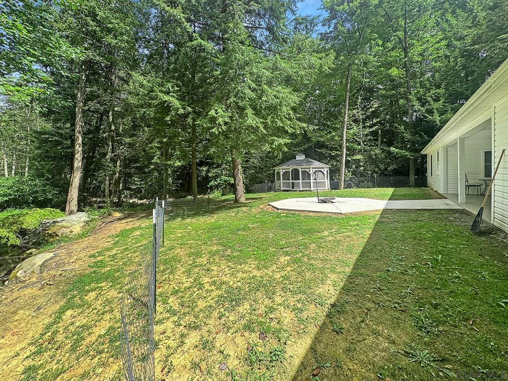 190 Snake Road Ebensburg, PA 15931 - Photo 8 of 58