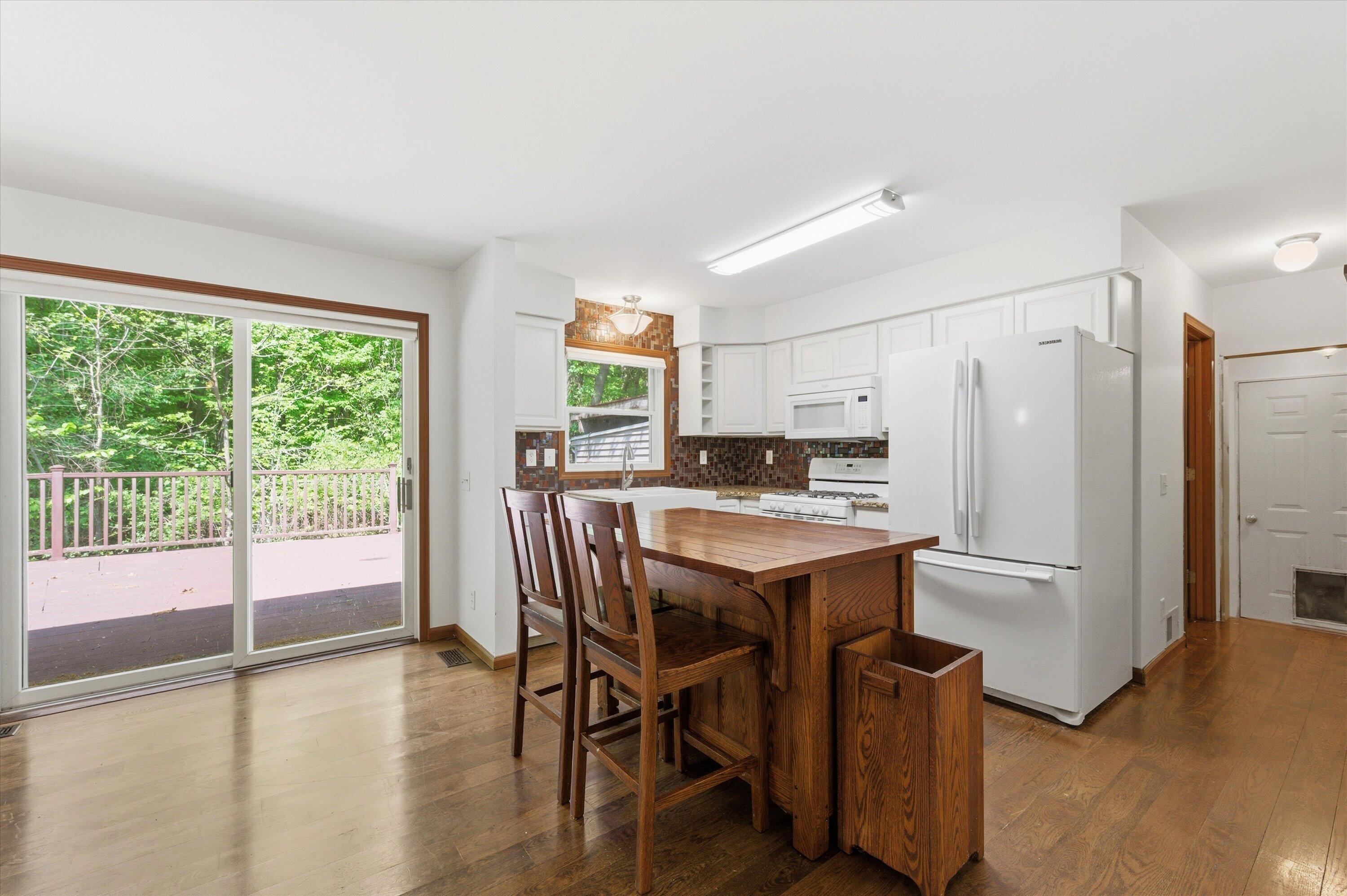 9949 Crofoot Road Fowlerville, MI 48836 - Photo 9 of 45 24-22