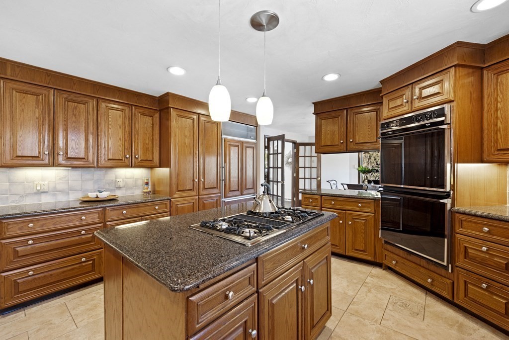 23 Richard Road Marblehead, MA 01945 - Photo 14 of 42