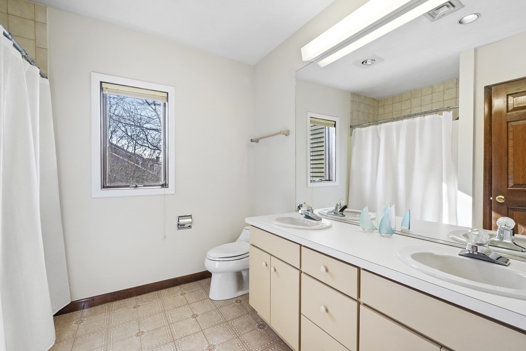 23 Richard Road Marblehead, MA 01945 - Photo 23 of 42