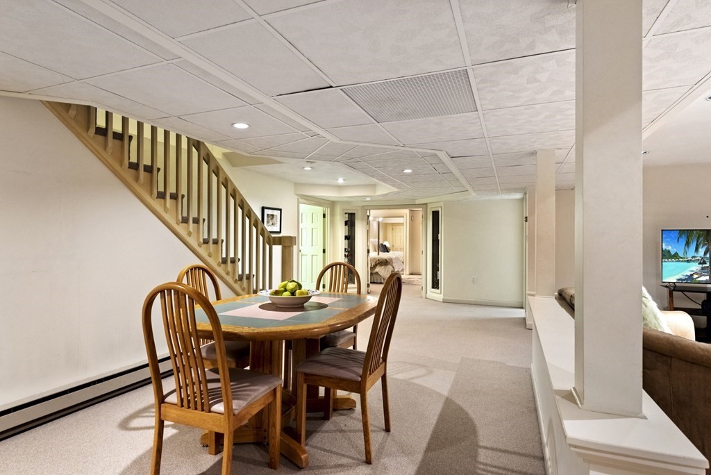 23 Richard Road Marblehead, MA 01945 - Photo 33 of 42