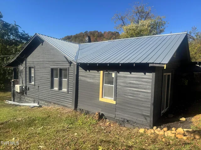 $240,000 | 220 Jenkins Hollow Road, Elizabethton, TN 37643