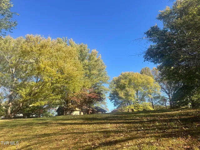 $240,000 | 220 Jenkins Hollow Road, Elizabethton, TN 37643