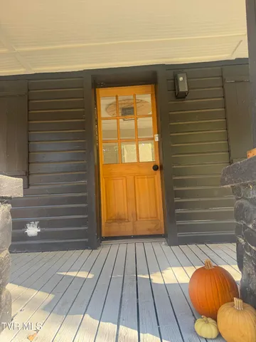 $240,000 | 220 Jenkins Hollow Road, Elizabethton, TN 37643