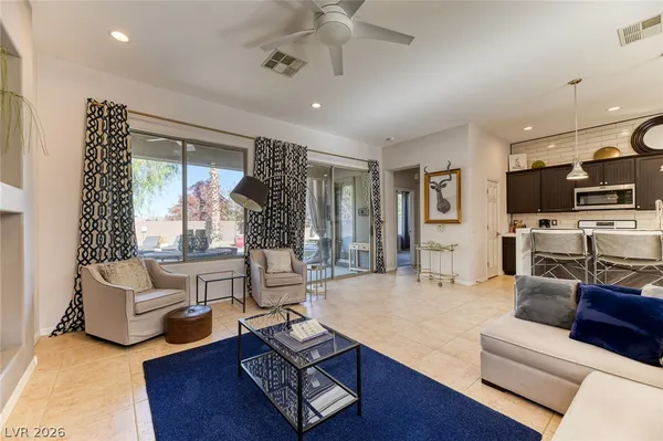 $2,950 | 6 Weston Hills Road, Henderson, NV 89052