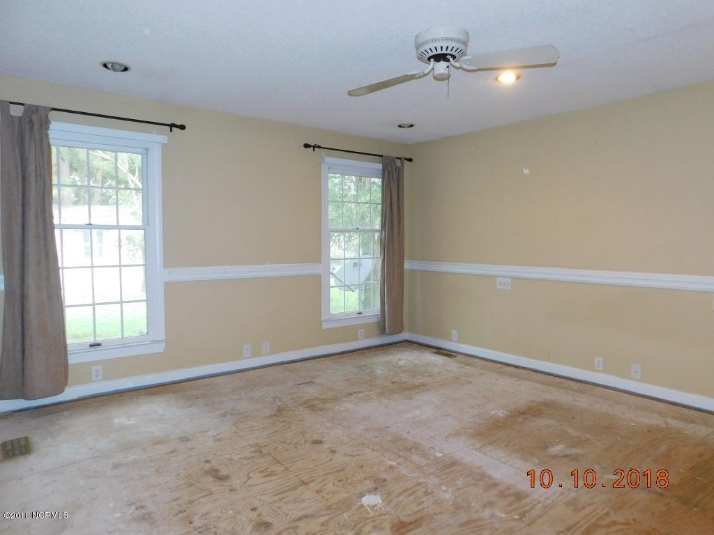 1037 Decatur Road Jacksonville, NC 28540 - Photo 15 of 30 DSCN0810